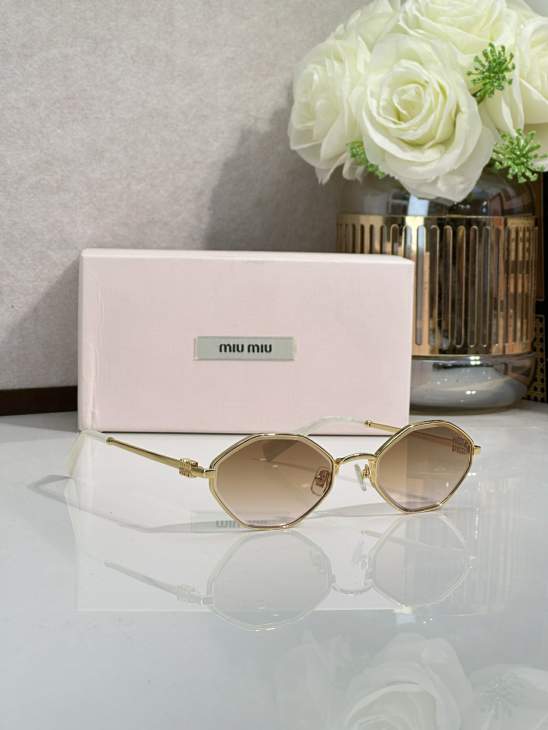 Picture of Miu Miu Sunglasses _SKUfw77894738fw